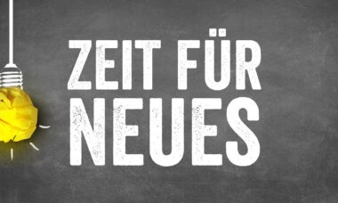 Tafelgrafik mit Motivationsspruch fuer neue Impulse | Schreckschusspistole